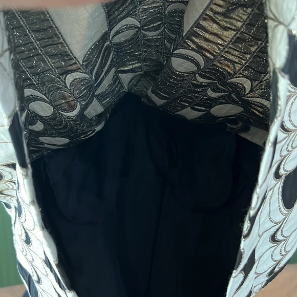 Trina Turk sleeveless A line dress with side pockets. EUC size 4 Women - Picture 5 of 10